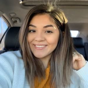 Meet your Posher, Stephany